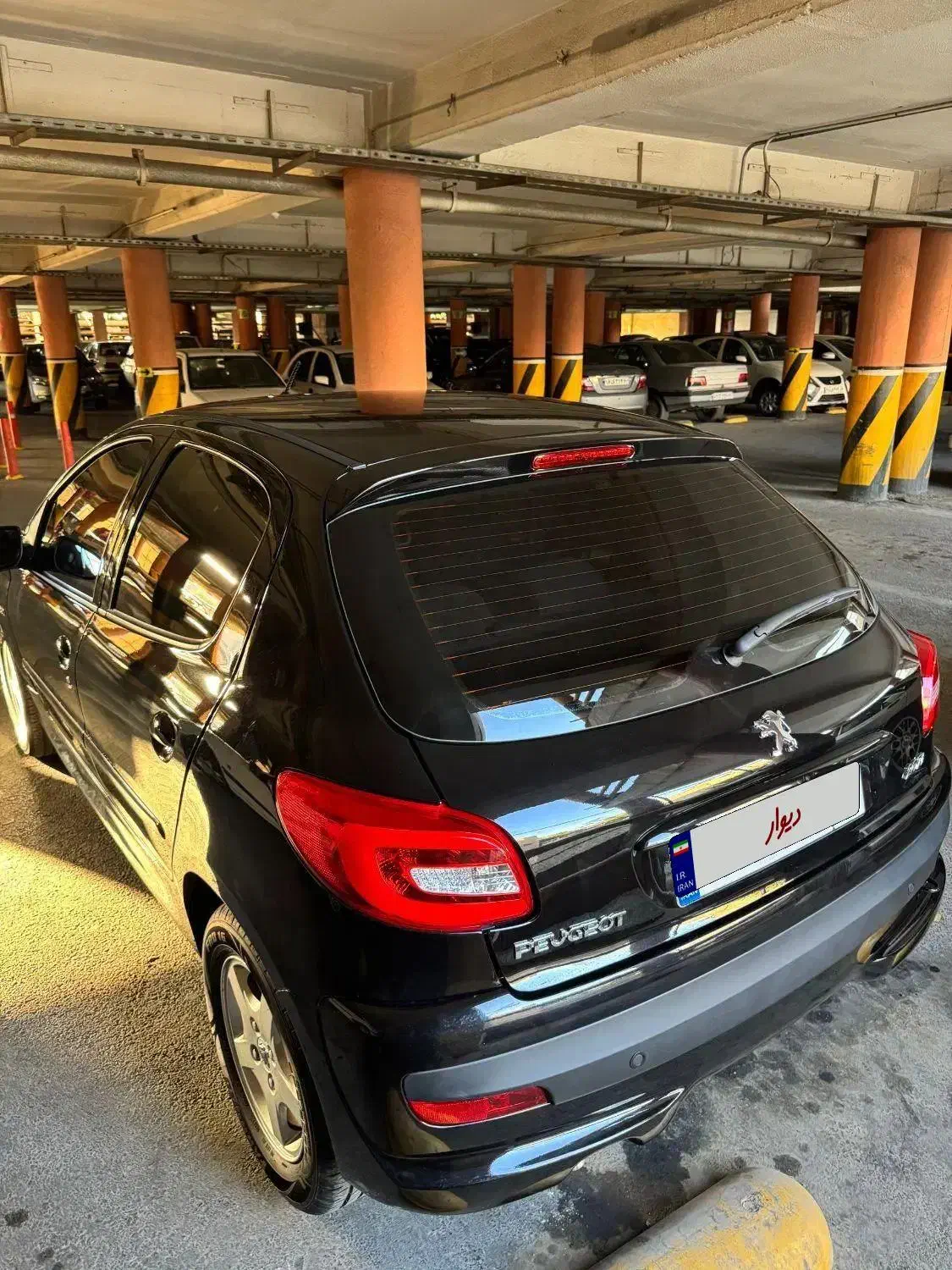 ۲۰۷ اتوماتیک سقف فلز ۱۴۰۳|خودرو سواری و وانت|اصفهان, باغ زرشک|دیوار