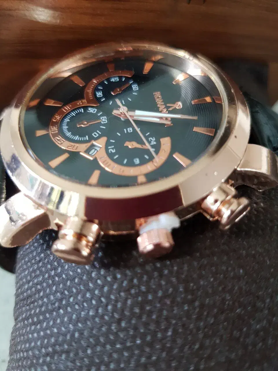 ساعت رومانسون طرح سه موتوره|ساعت|رشت, یخسازی|دیوار