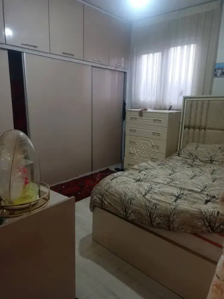 آپارتمان۱۰۰متر چهاره عباسی اول رجایی سندقولنامه|فروش آپارتمان|تبریز, |دیوار
