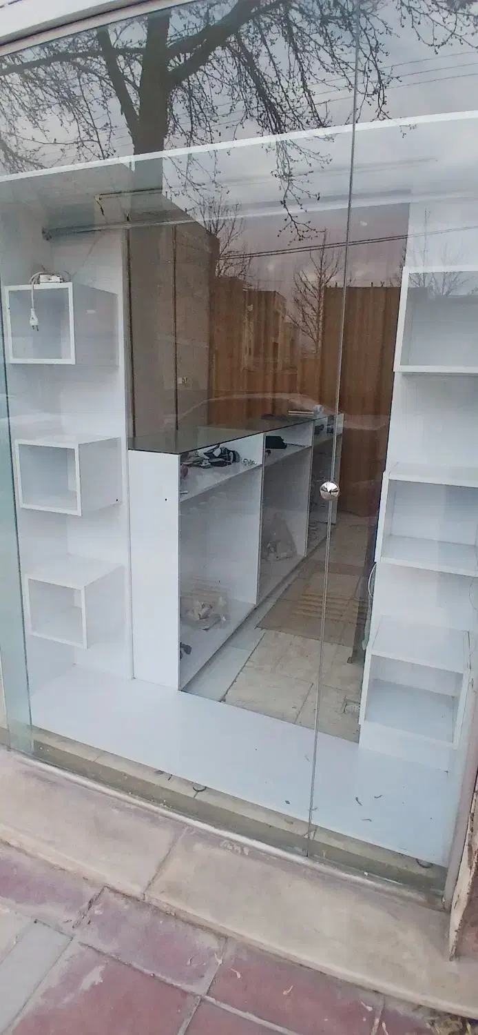 ویترین مغازه|بوفه، ویترین، کنسول|آشخانه, |دیوار