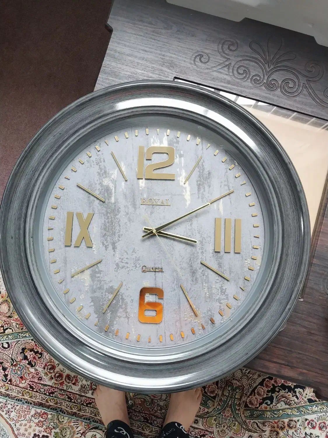 این ساعت رو تازه ۱ ماهه خریدم کاملا تازه|ساعت دیواری و تزئینی|رشت, پیله داربن|دیوار