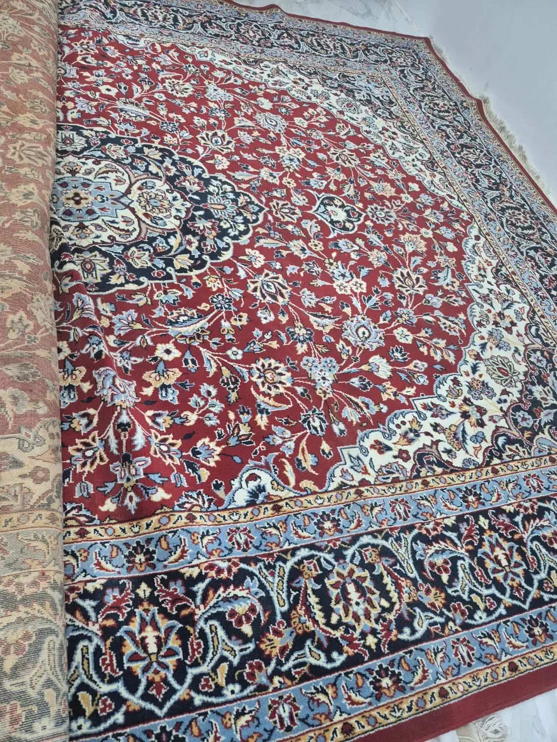 فرش سه درچهار|فرش|سبزوار, کوی بهار|دیوار