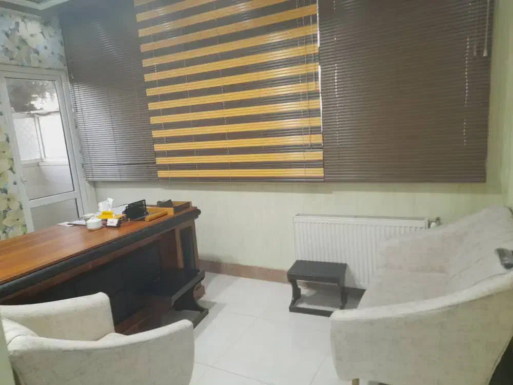 اجاره واحد خدماتی چهارراه عطار|اجارهٔ دفتر کار، اتاق اداری، مطب|شاهین‌شهر, عطار|دیوار