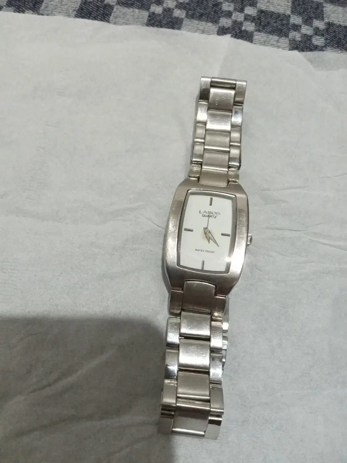 ساعت مچی|ساعت|گنبد کاووس, |دیوار