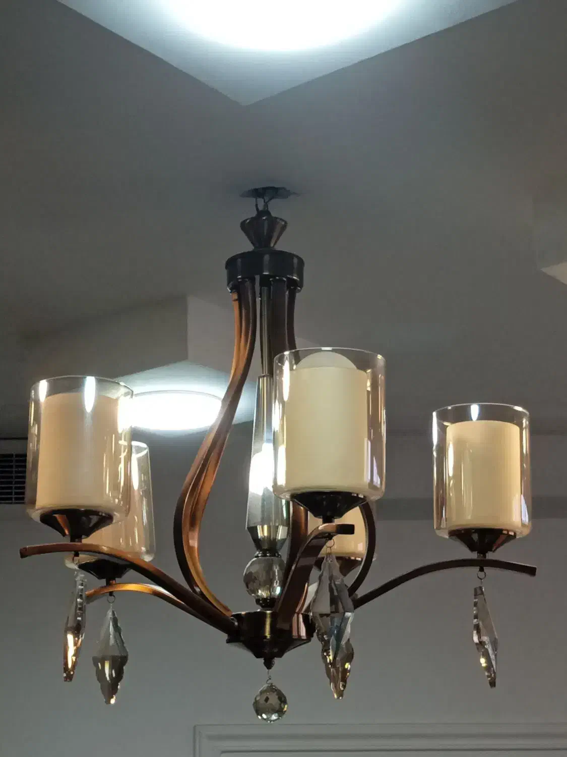 لوستر پنج شعله کاملاسالم|لوستر و چراغ آویز|مشهد, راه آهن|دیوار