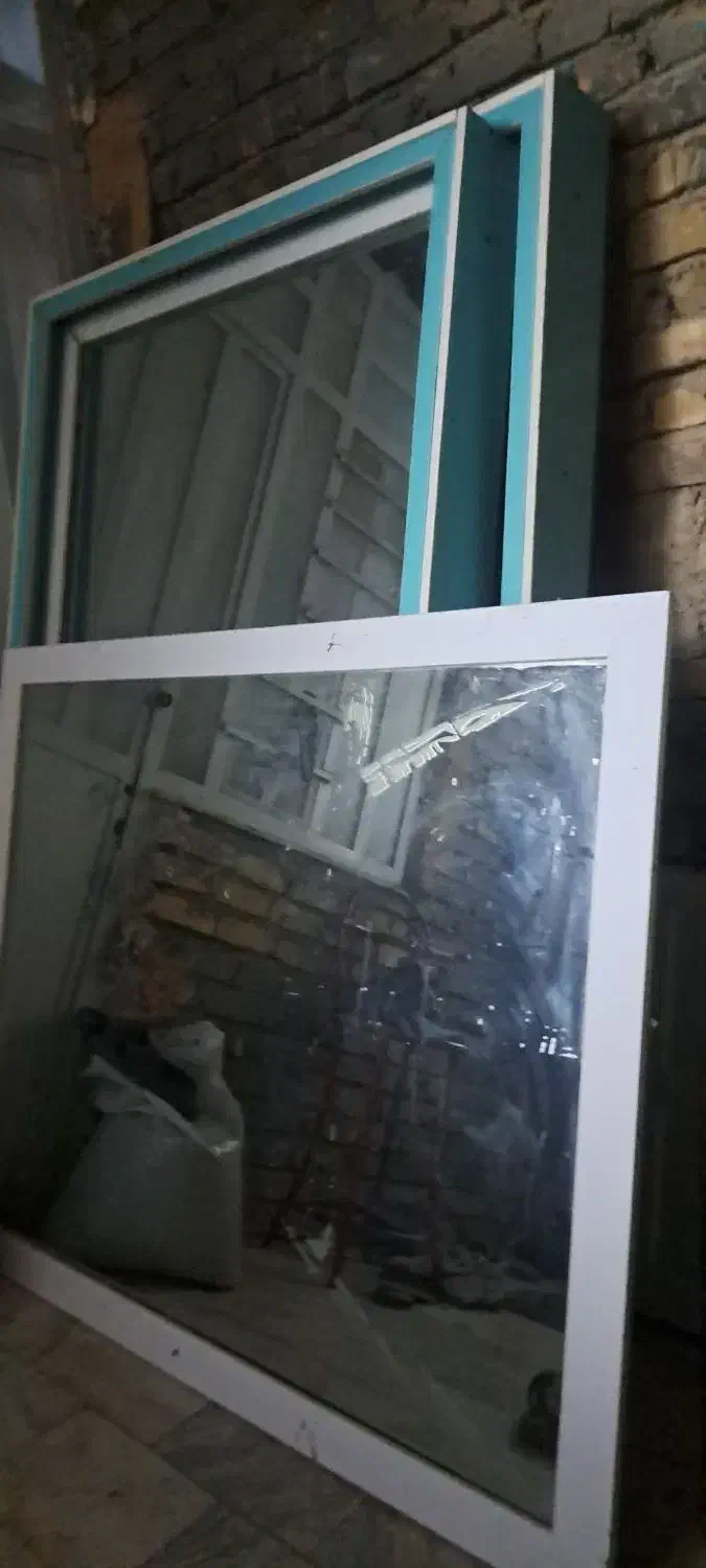 اینه قدی|آرایشگاه و سالنهای زیبایی|اسفراین, |دیوار