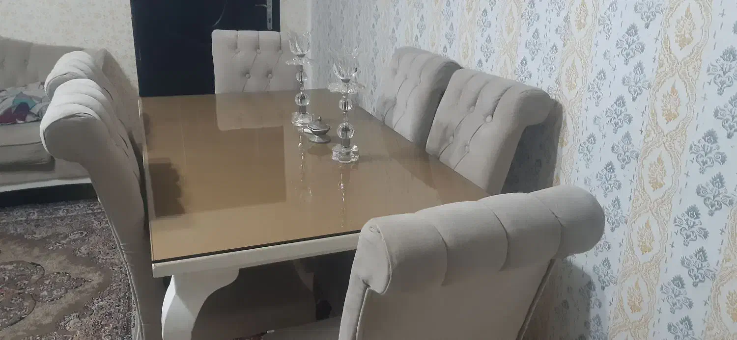 ست مبل و میز ناهار خوری|مبلمان خانگی و میز عسلی|رشت, پیرکلاچای|دیوار