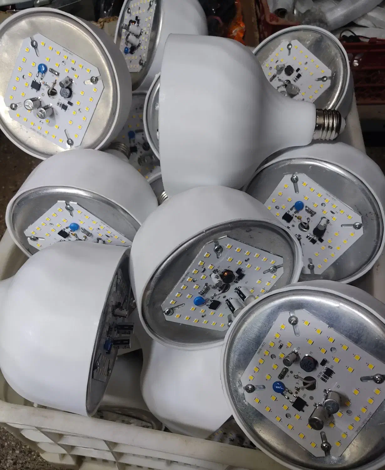 تولیدی لامپ|لامپ و چراغ|سوری, |دیوار