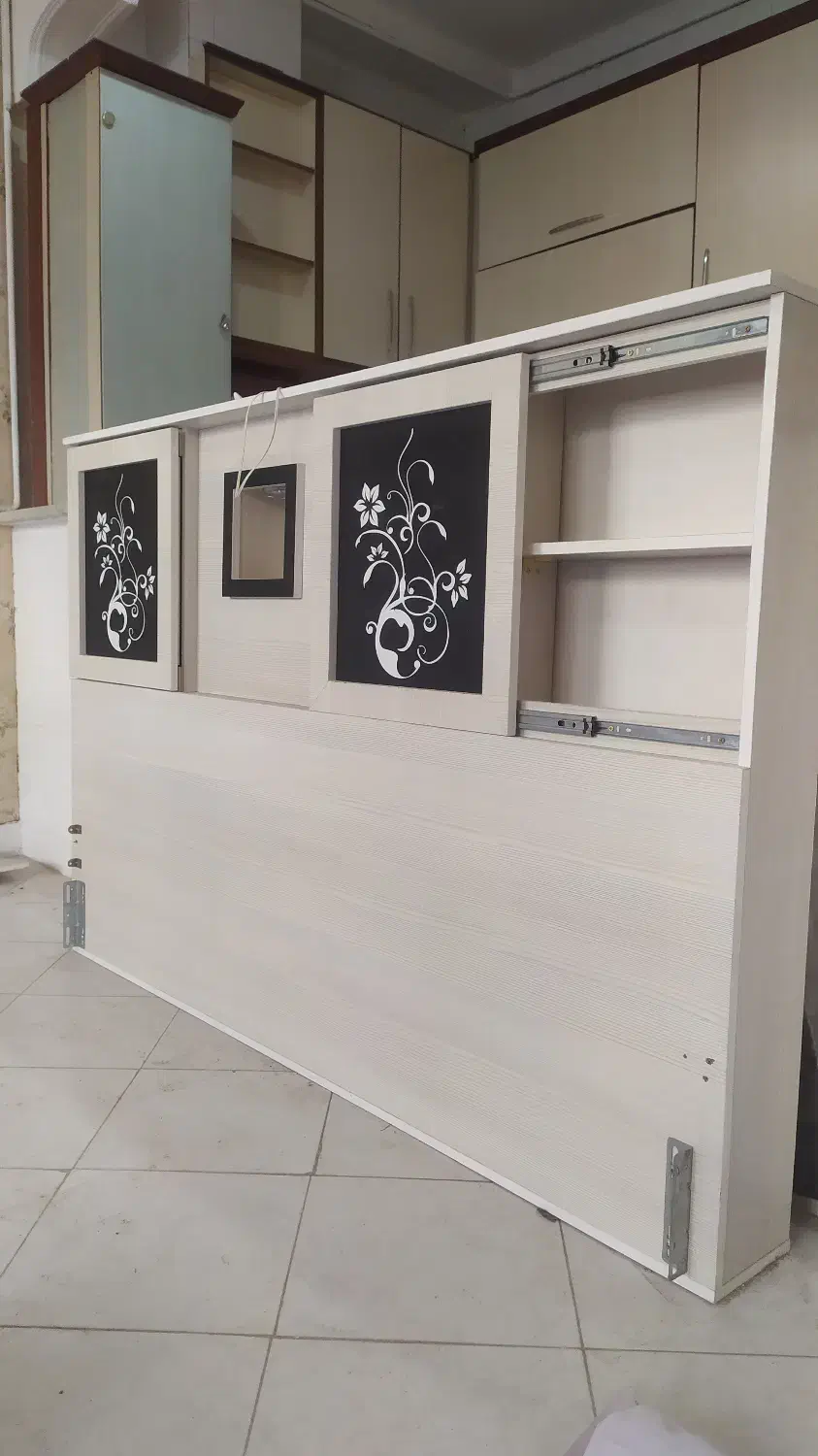 تخت دو نفره|تخت و سرویس خواب|اندیشه, شهرک کوثر|دیوار