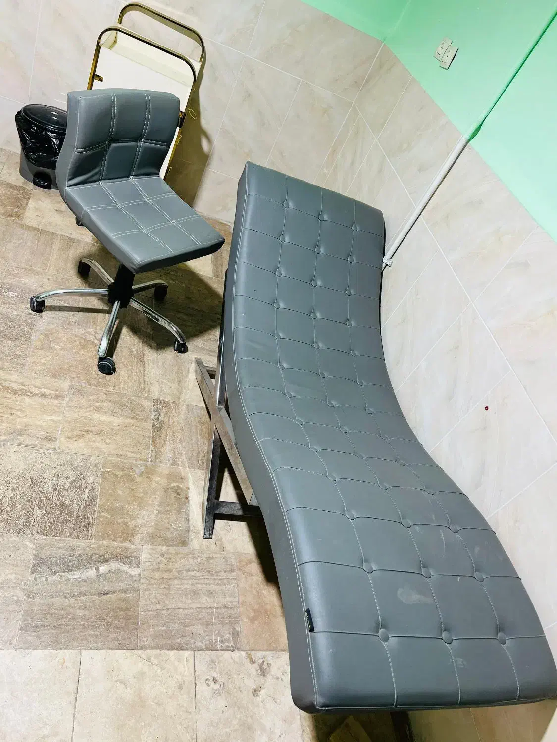 فروش تخت مژه وصندلی|آرایشگاه و سالن‌های زیبایی|سیرجان, |دیوار