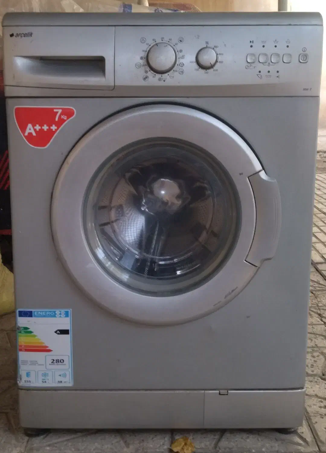 لباسشویی درحدنو سالم|ماشین لباسشویی و خشک‌کن لباس|کاشمر, |دیوار