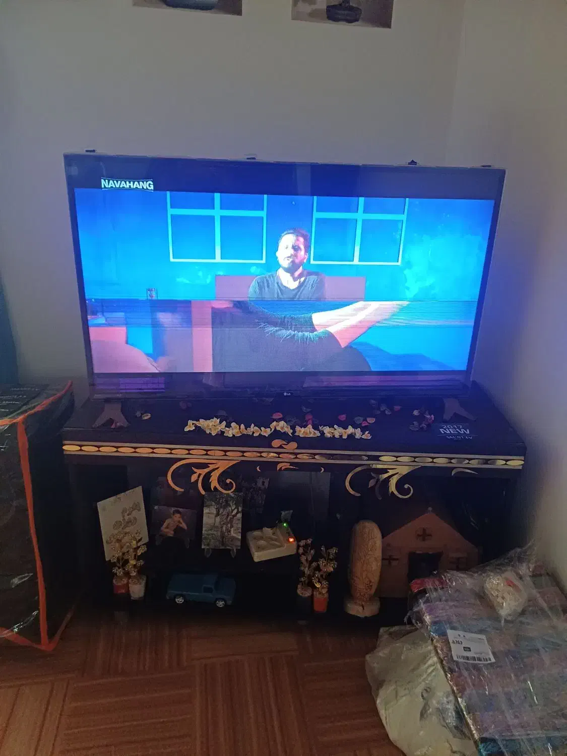 تلویزیون ال ای دی ال جی مشکل دار خط افتاده|تلویزیون و پروژکتور|نوشهر, |دیوار