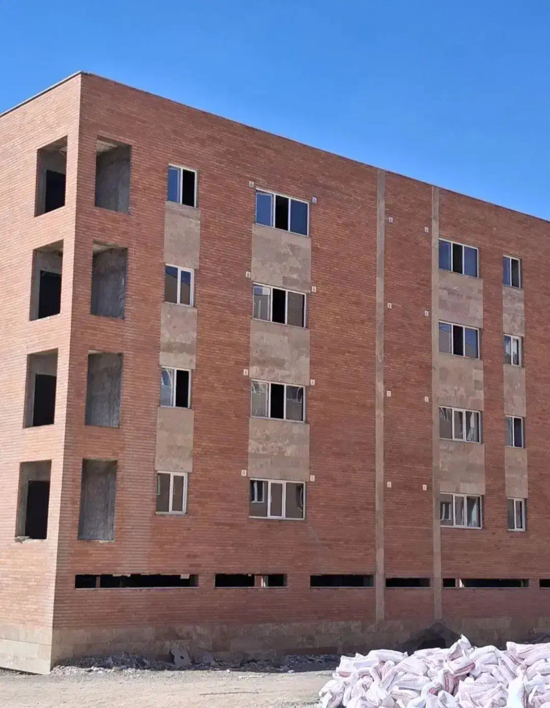 ۹۰متر ۲خوابه/بهترین لوکیشن/قسطی|فروش آپارتمان|پرند, فاز ۶|دیوار