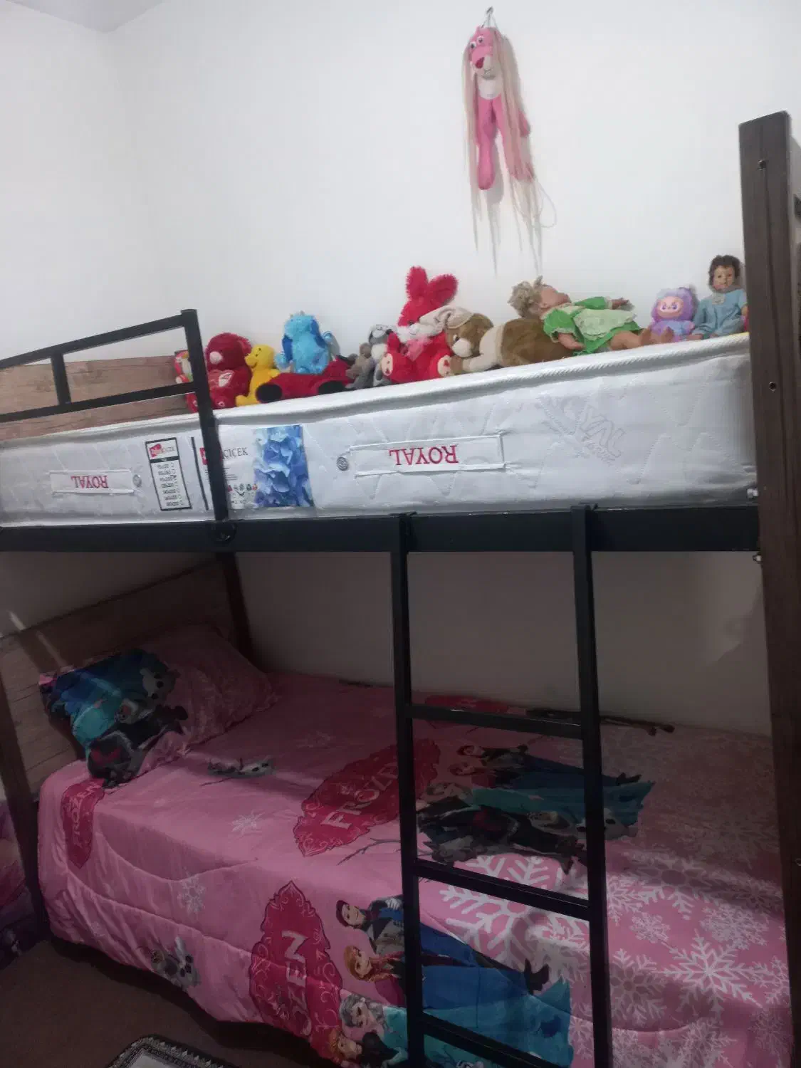 تخت دوطبقه سالم وتمیز تشک سالم استفاده نشده|تخت و سرویس خواب|ملارد, |دیوار