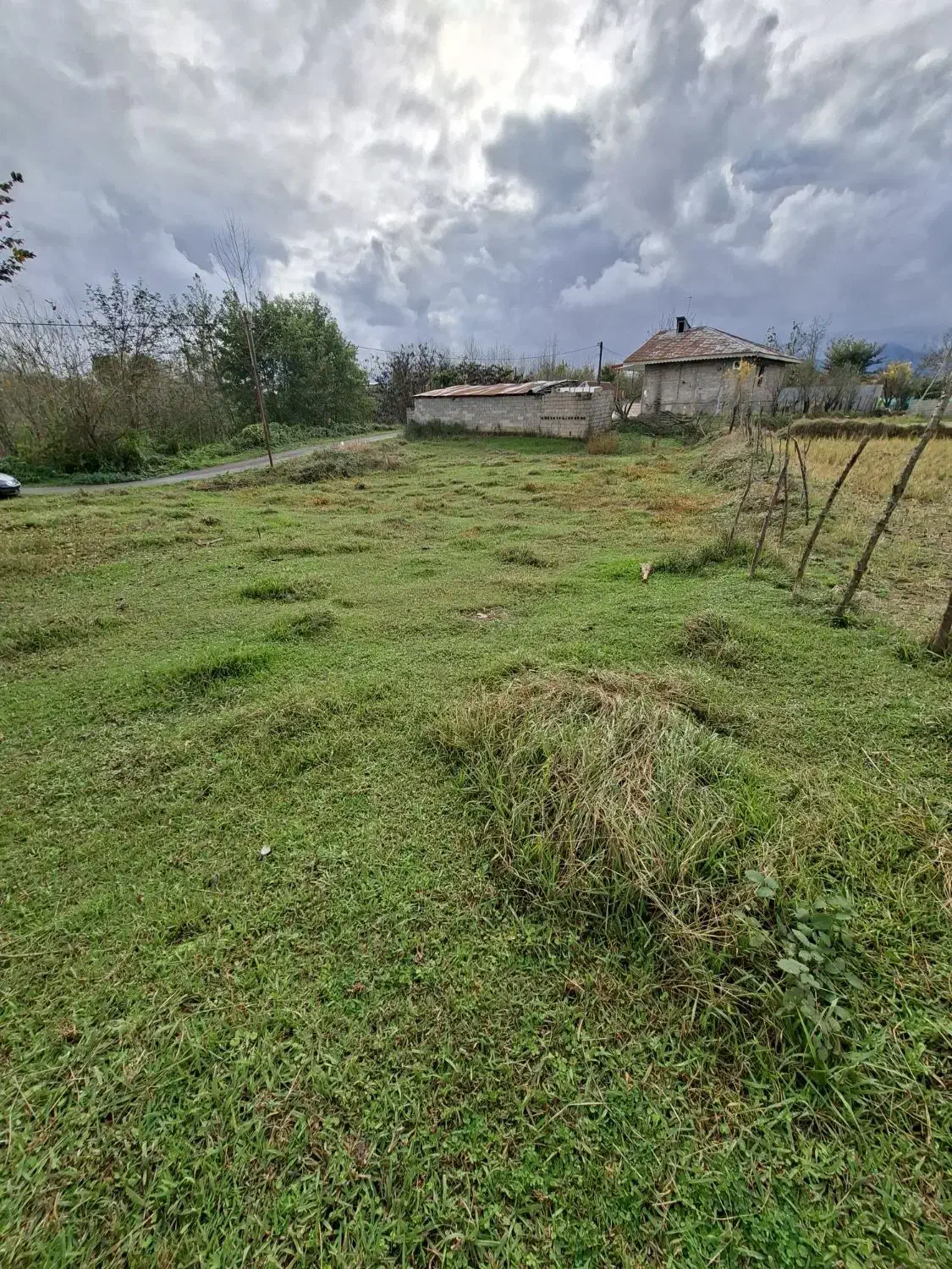 ۵۷۰متر با جواز ساخت ۱۰۰متری با بر حدود ۳۰مترندامان|فروش زمین و ملک کلنگی|گوراب زرمیخ, |دیوار