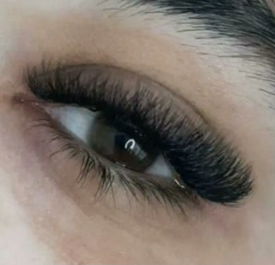 آرایشی و زیبایی  در  چوبیندر|خدمات آرایشگری و زیبایی|اقبالیه, |دیوار