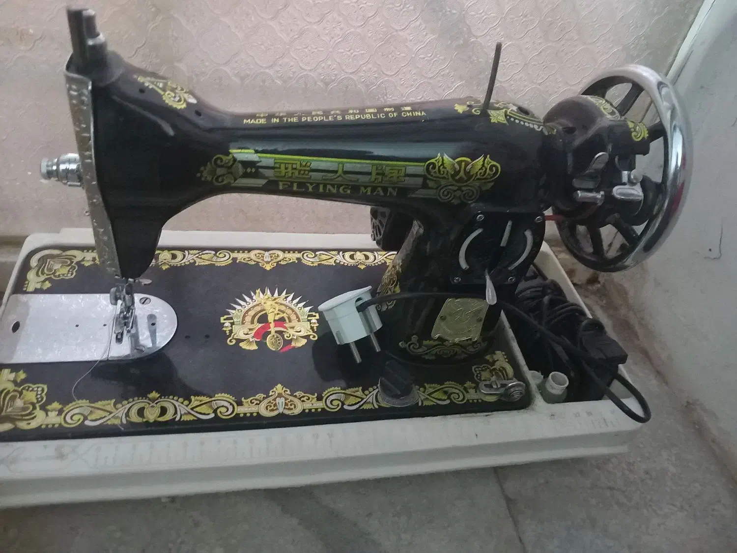 چرخ خیاطی  مرد پرنده  دستی وبرقی  در حد نو|چرخ خیاطی و ریسندگی|رفسنجان, |دیوار