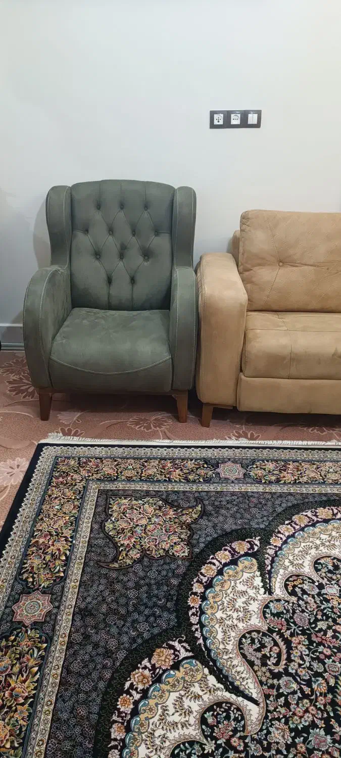 مبل راحتی 7 نفره تازه تعمیر|مبلمان خانگی و میز عسلی|قم, کلهری|دیوار