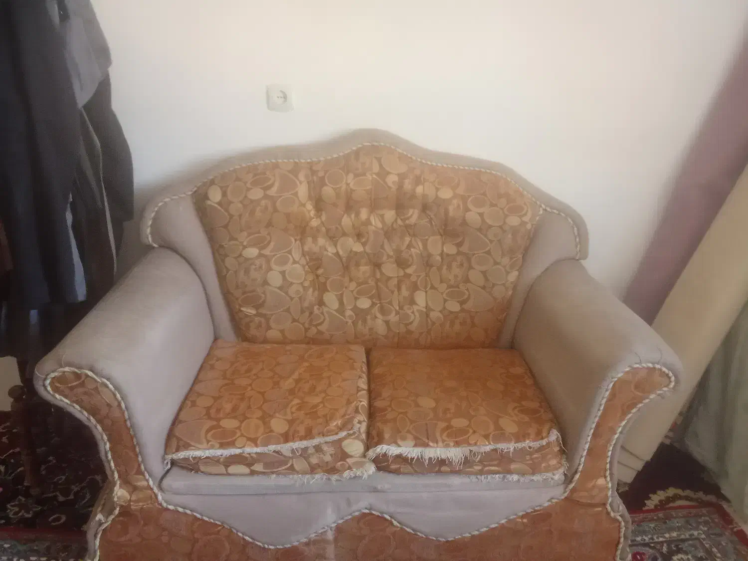 مبل راحتی|مبلمان خانگی و میز عسلی|ایوان, |دیوار