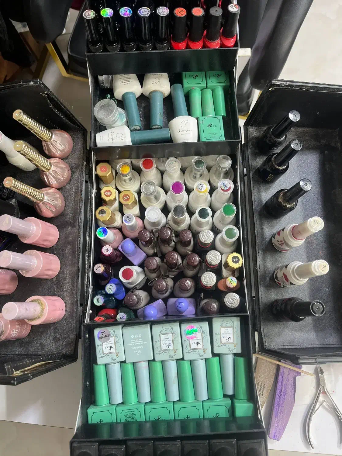 فروش لاک ژل زیر قیمت|آرایشی، بهداشتی، درمانی|اصفهان, ملک‌شهر|دیوار