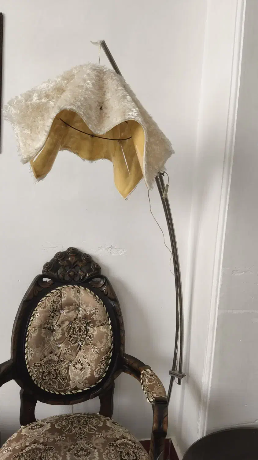 آباژور قدی|چراغ خواب و آباژور|قم, پردیسان|دیوار