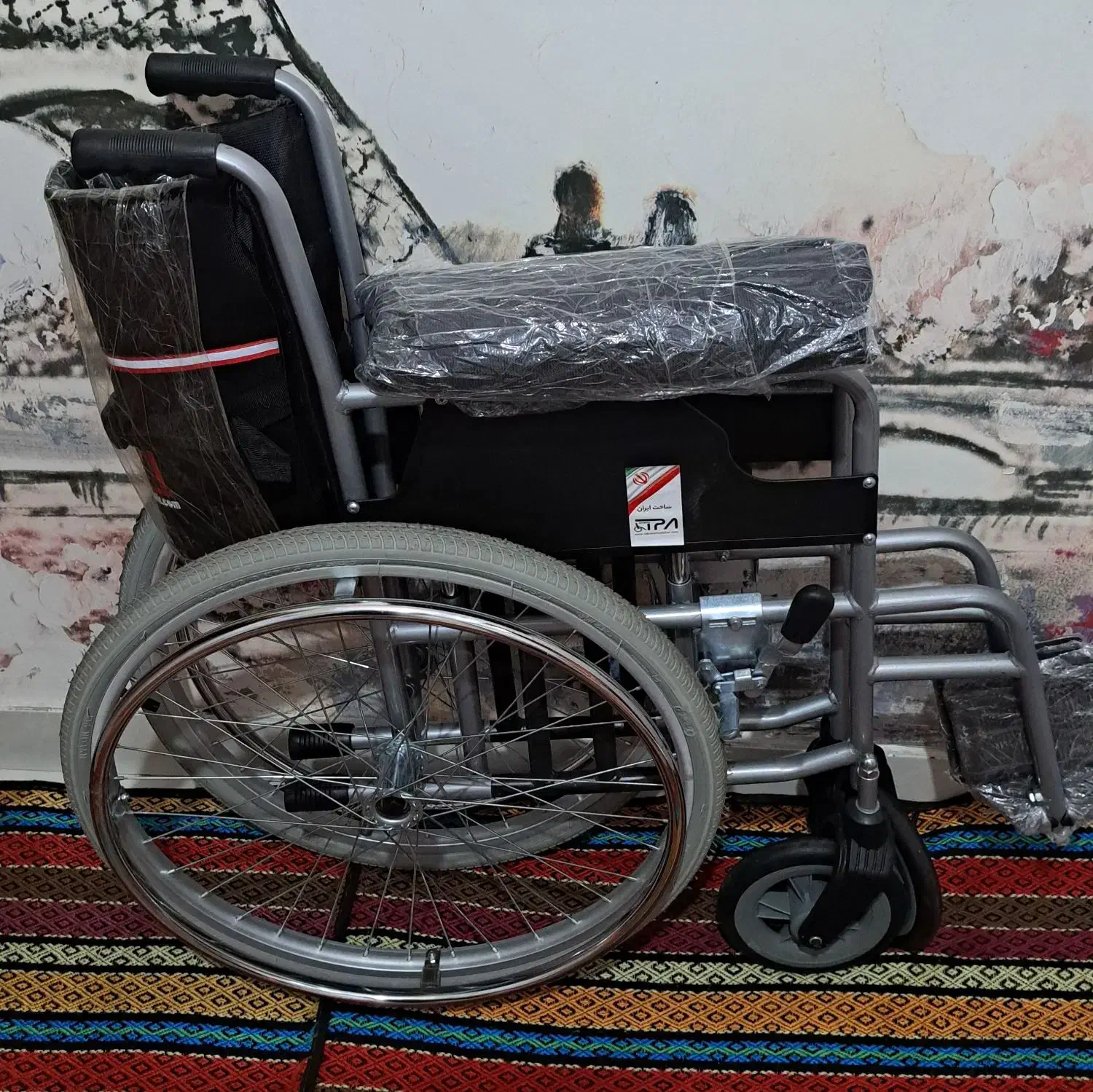 اجاره ویلچر تاشو نو عصا زیر بغلی واکر|آرایشی، بهداشتی، درمانی|رشت, توشیبا|دیوار