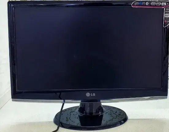 مانیتور LG W2053S 20 inch|قطعات و لوازم جانبی رایانه|تهران, نعمت‌آباد|دیوار