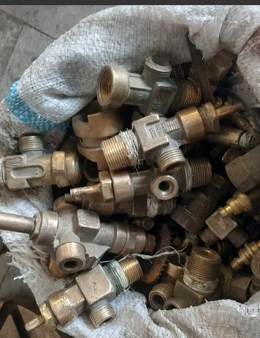 خرید فروش انواع ضایعات برنجی|عمدهفروشی|فولادشهر, سایت صنعتی کاوه|دیوار