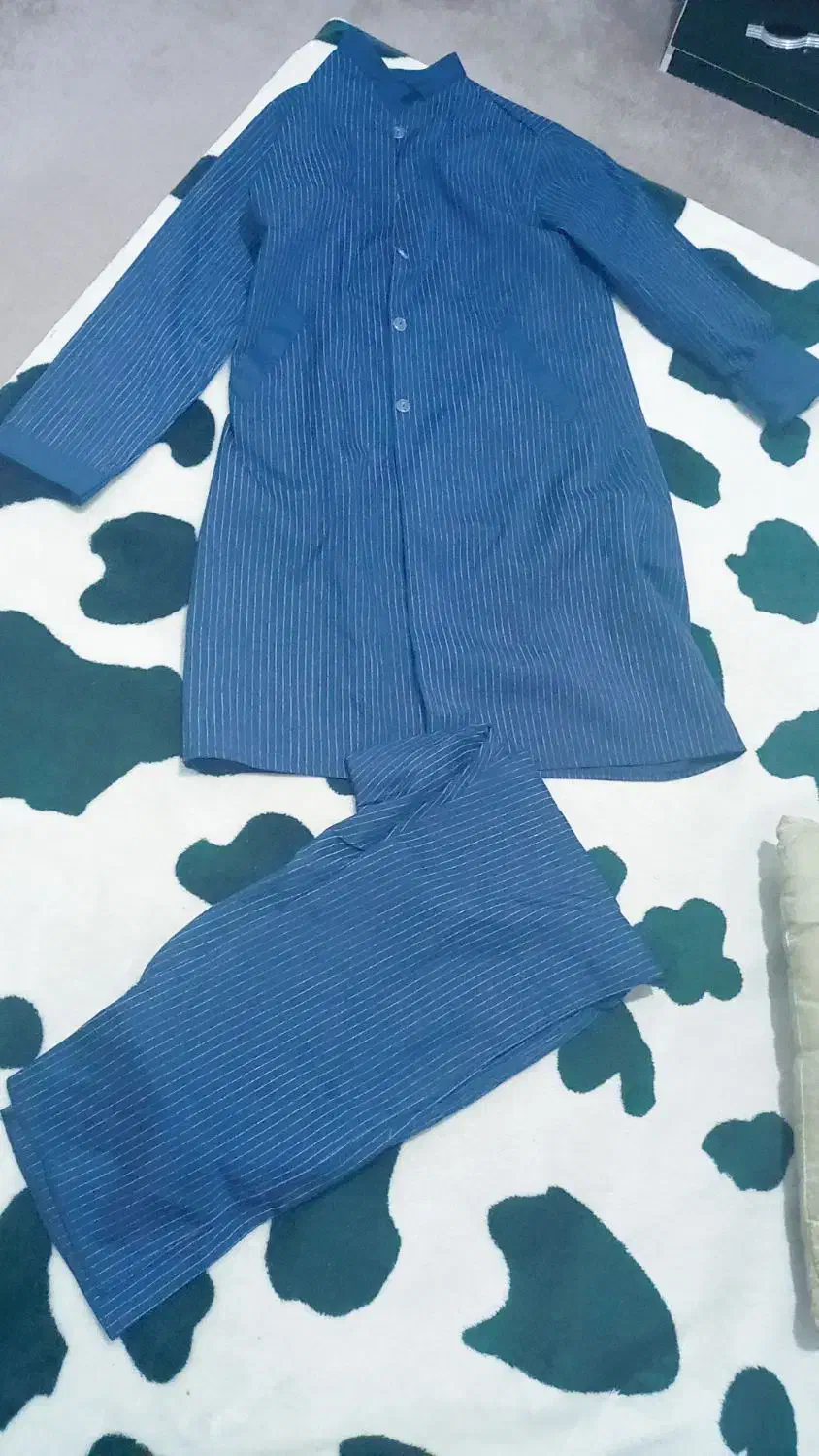 لباس فرم مدرسه|لباس|سربند, |دیوار