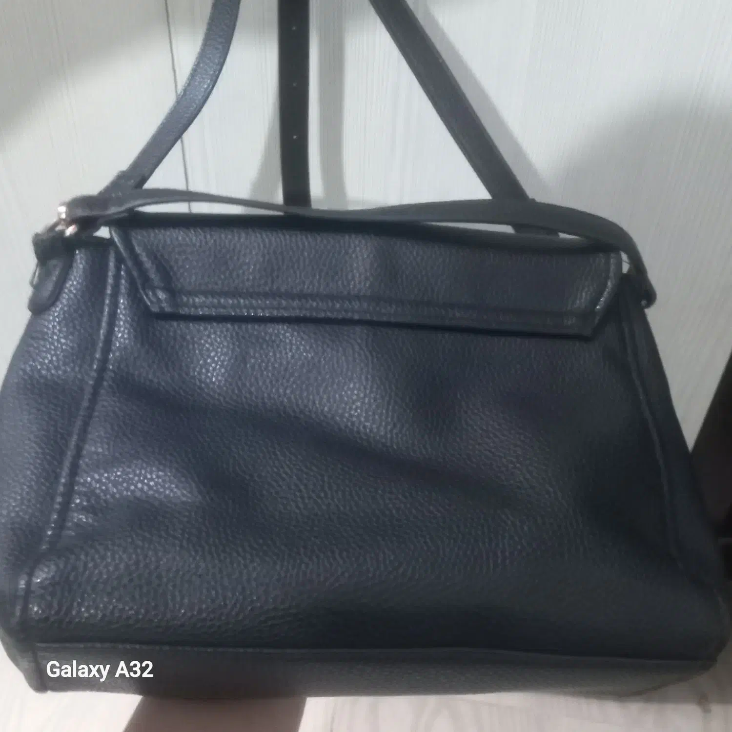 تعدادی کیف برند چرم طبیعی|کیف، کفش، کمربند|تهران, اختیاریه|دیوار