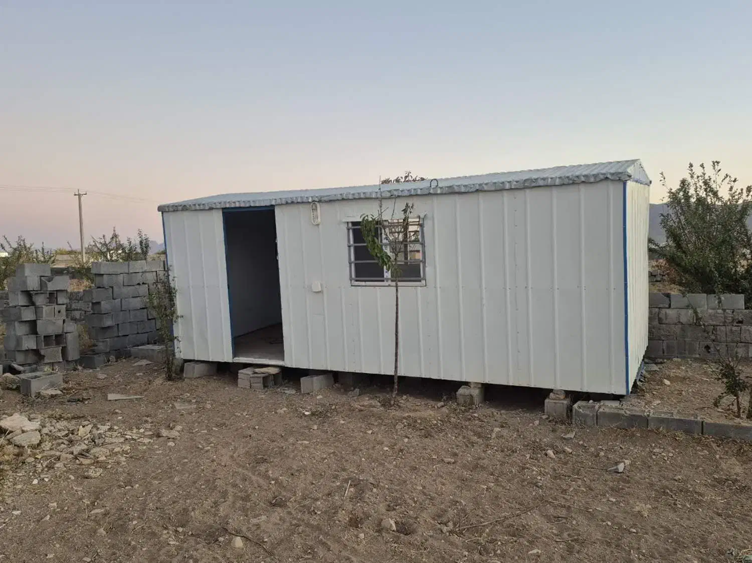 کانکس فروشی|مصالح و تجهیزات ساختمان|بروجن, |دیوار