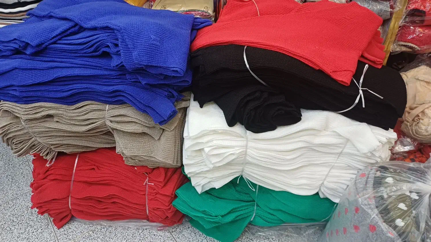 کراپ بافت زنانه زاپ دار عمده|عمدهفروشی|تهران, بازار|دیوار