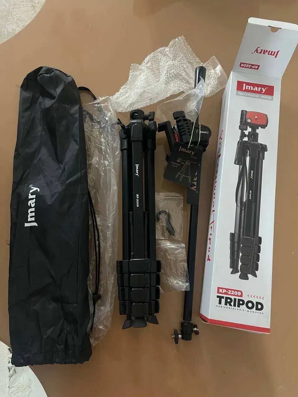 پایه ایستاده دوربین عکاسی کاملا نو|دوربین عکاسی و فیلمبرداری|فولادشهر, بوستان خلیج فارس|دیوار