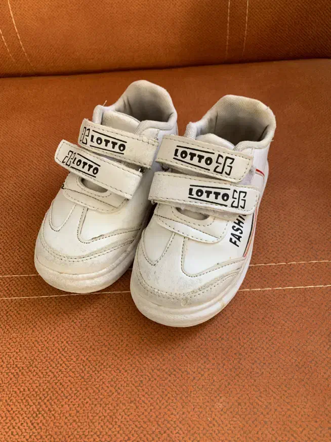 کفش پسرانه|کفش و لباس بچه|بیرجند, |دیوار