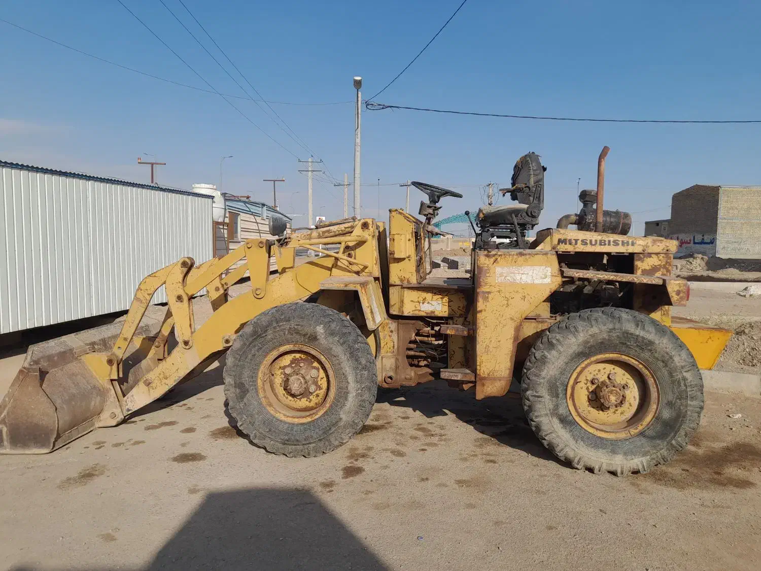 لودر میتسوبشی کمرشکن|خودرو سنگین|یزد, |دیوار