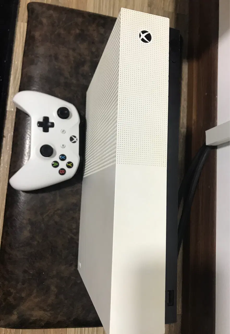کنسول XBOX ONE S|کنسول، بازی ویدئویی و آنلاین|تهران, شمسآباد|دیوار