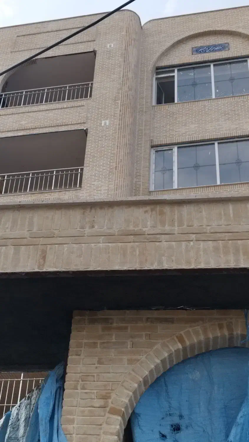 فروش آجر قزاقی و اجرای نما سنتی و آجرکاری|خدمات پیشه و مهارت|شهر بابک, |دیوار