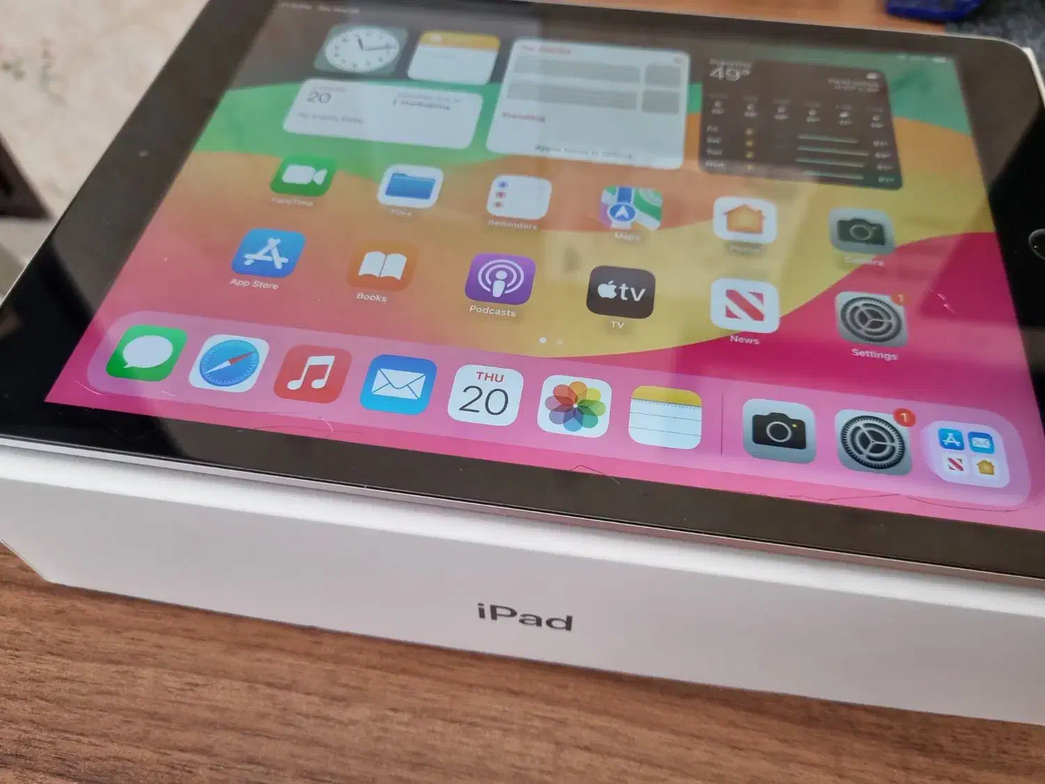 ایپد 6|تبلت|تهران, درختی|دیوار