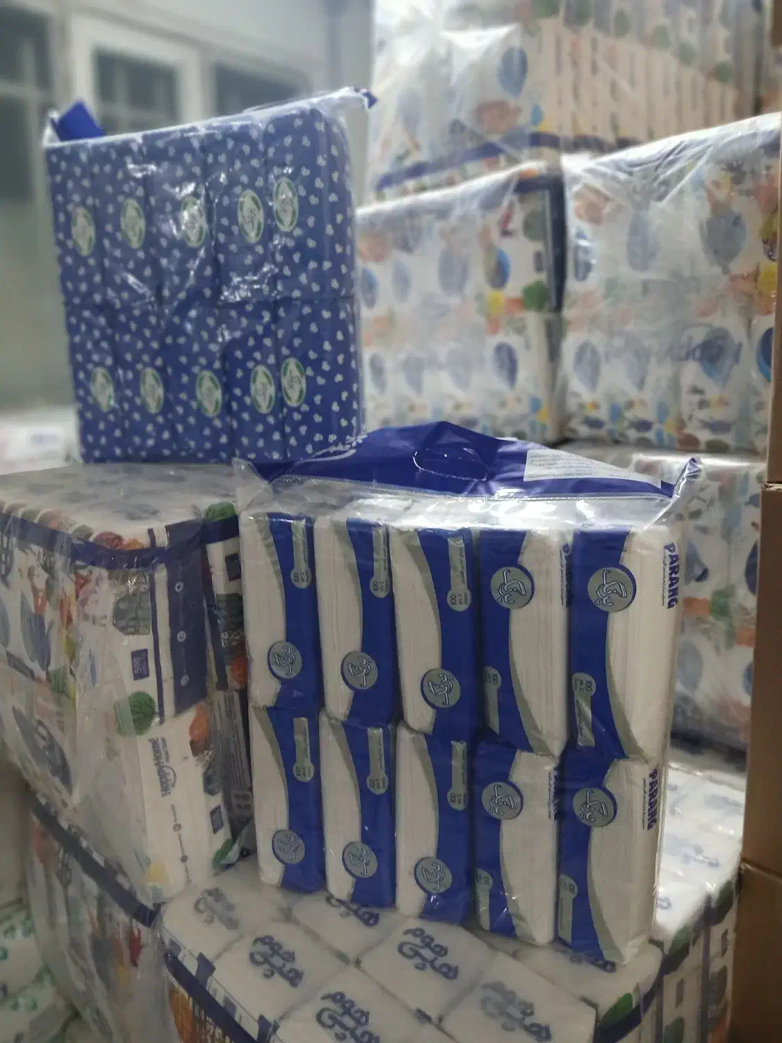 دستمال کاغذی|مواد شوینده و دستمال کاغذی|شهریار, شهریار|دیوار