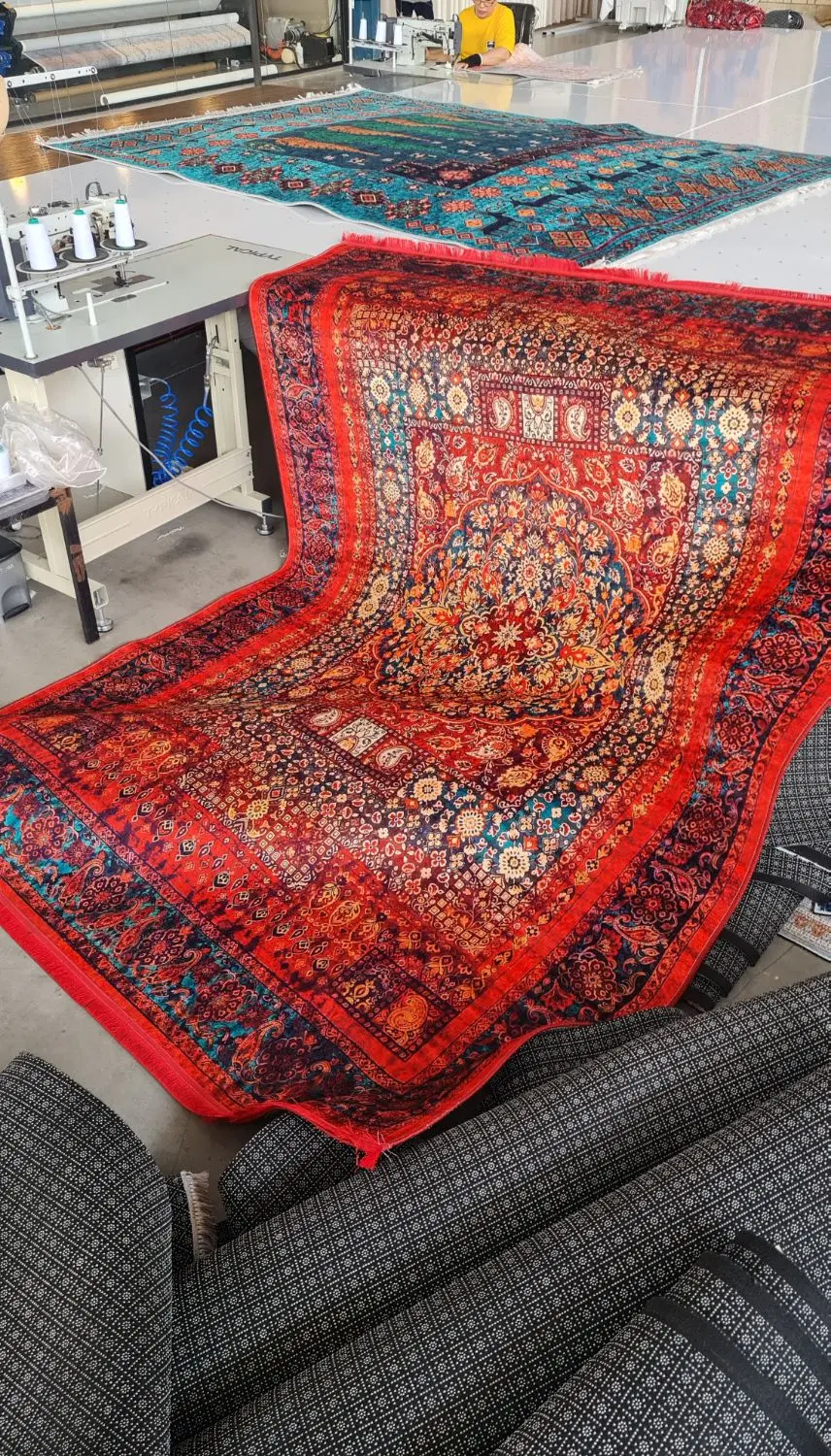 فرشینه مخمل درجه1 بیا مغازه جنسو ببین سفارش بده|فرش|شیراز, هفت تنان|دیوار