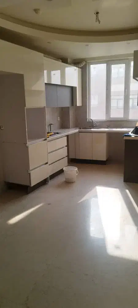 ۹۷متری دوخوابه تهرانپارس غربی ایزدپناه