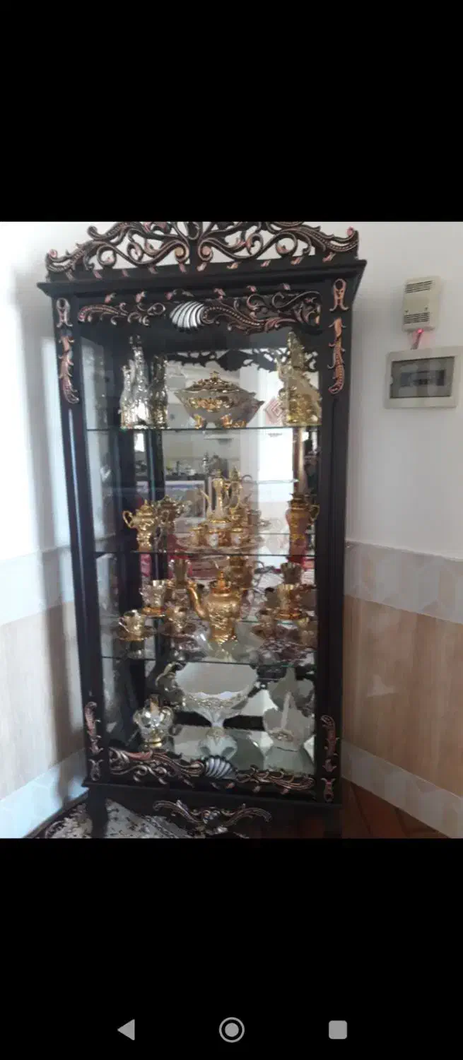 یک عددبوفه|بوفه، ویترین، کنسول|سراجو, |دیوار