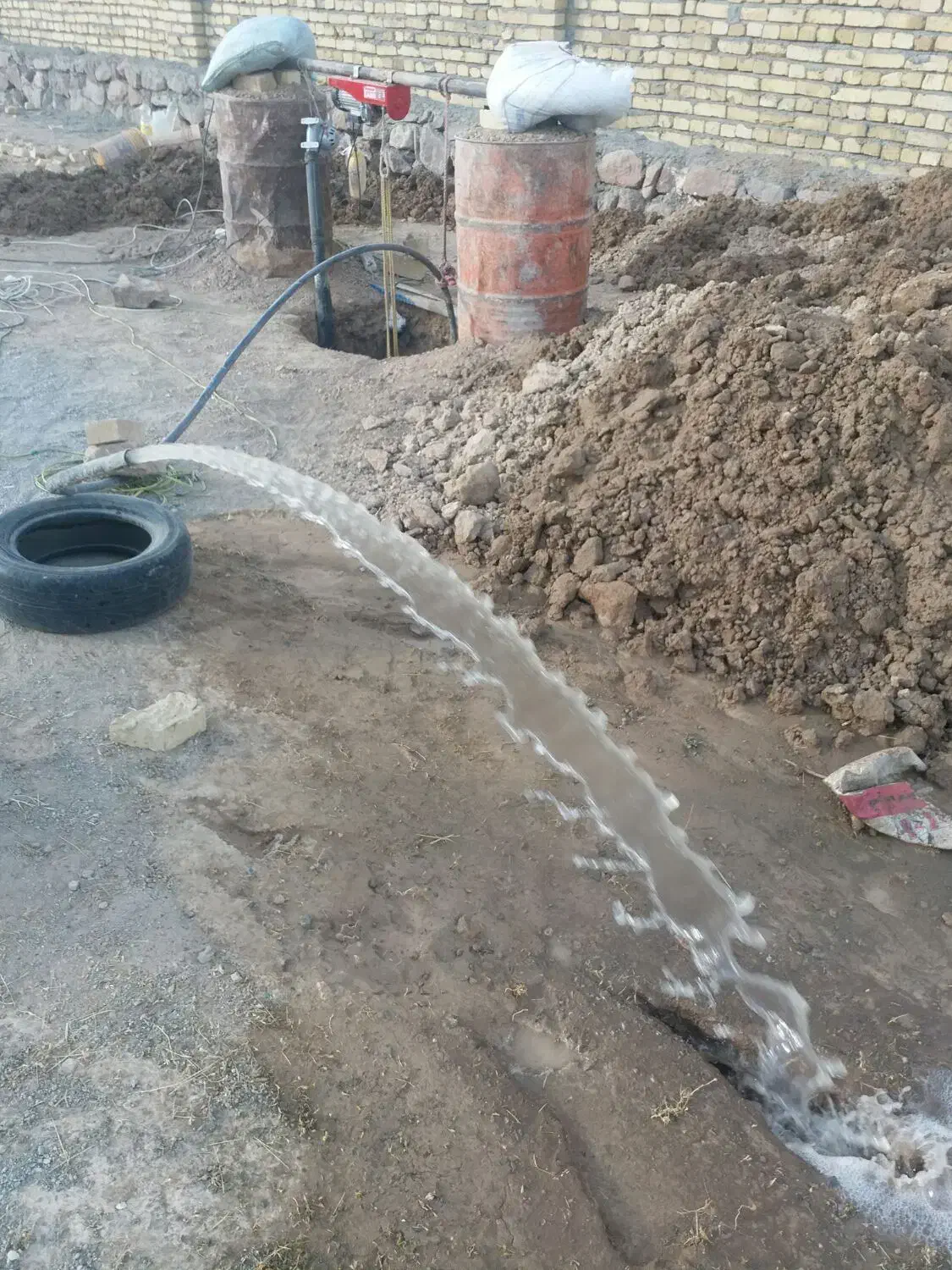 چاه کنی قیدارواطراف روستاها فاضلاب واب وغیره|خدمات پیشه و مهارت|قیدار, |دیوار