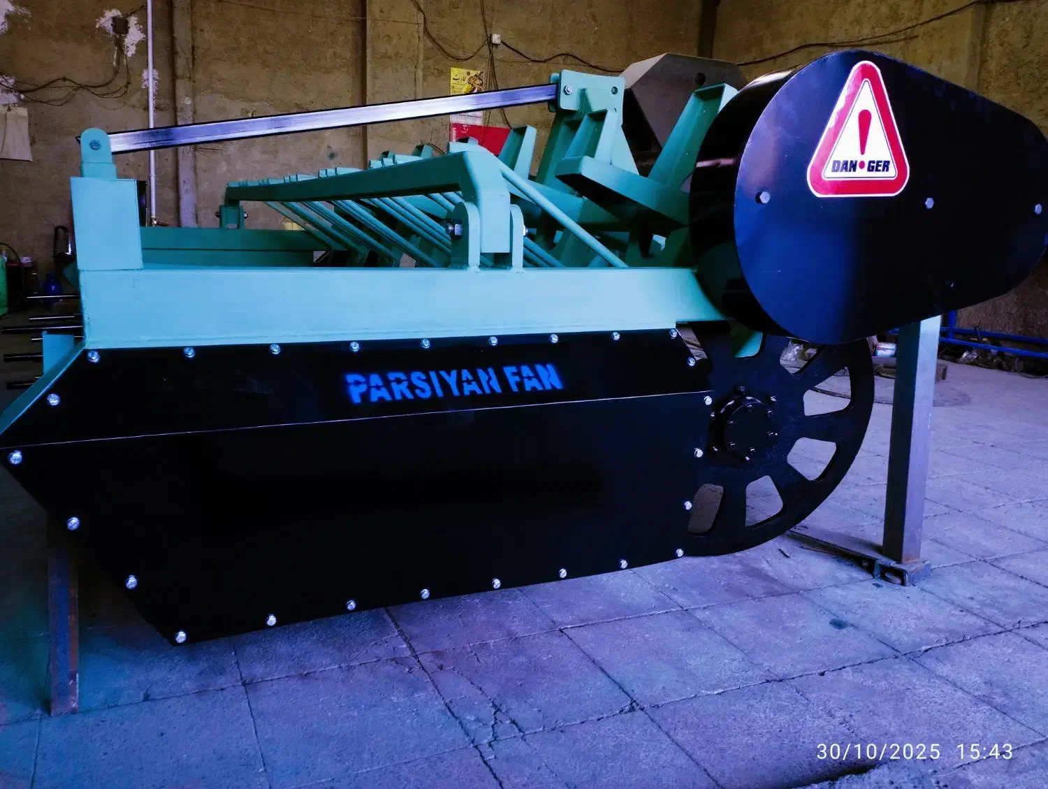 چغندرکن شش ردیفه|ماشین‌آلات صنعتی|کرمانشاه, |دیوار