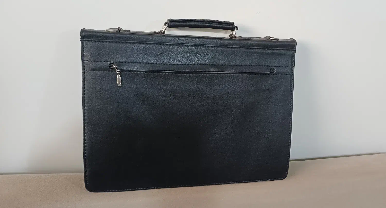 کیف دستی اداری|کیف، کفش، کمربند|اراک, |دیوار