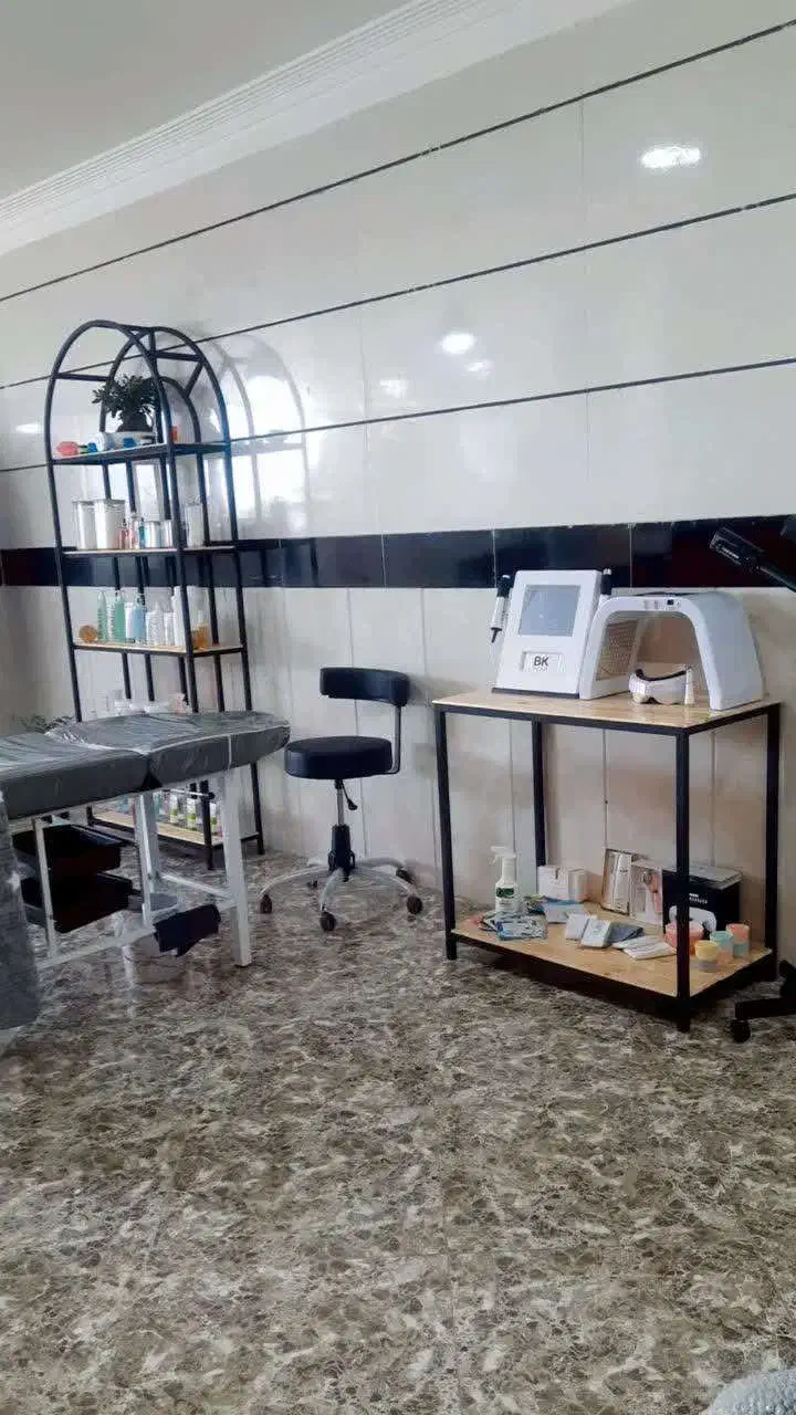 آرایشگاه|آرایشگاه و سالنهای زیبایی|تفت, |دیوار