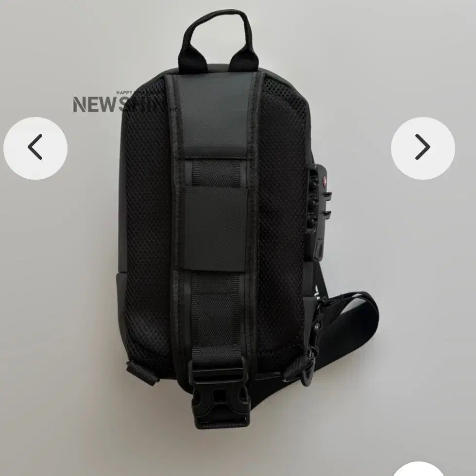 کراس بادی قفل دار newshin کد N1|کیف، کفش، کمربند|هشتگرد, شهرک بعثت|دیوار