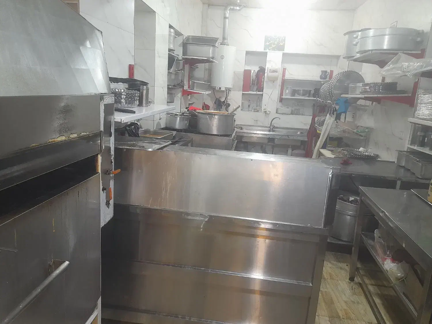 واگذاری رستوران با وسایل|فروشگاه و مغازه|خمینی‌شهر, |دیوار