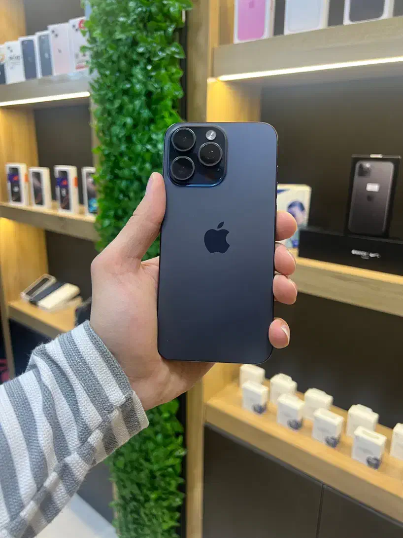 ۱۵ پرومکس ۲۵۶ گیگ|موبایل|تهران, شهرک غرب|دیوار