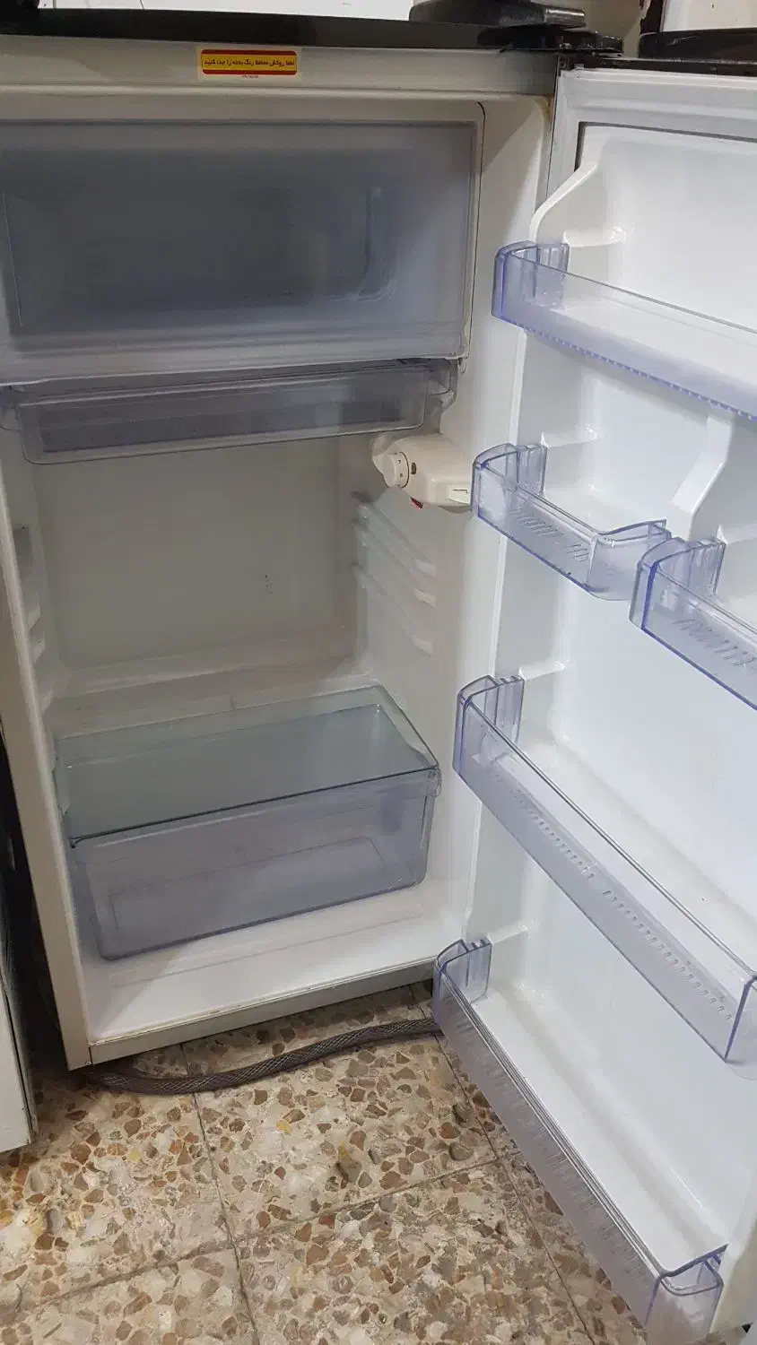 یخچال هتلی ۹فوت|یخچال و فریزر|قم, شهرک امام حسن|دیوار